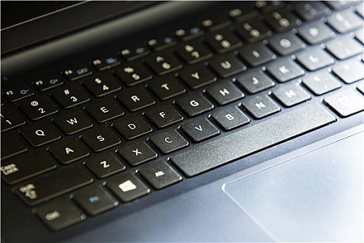 降价促销成效显著 Surface RT占win8设备14.2%份额