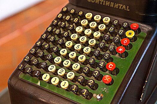 内存安装不正确引起系统死机