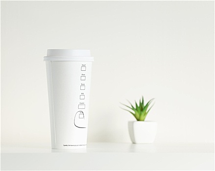 win10安装字体后Edge打开网页出现乱码怎么解决